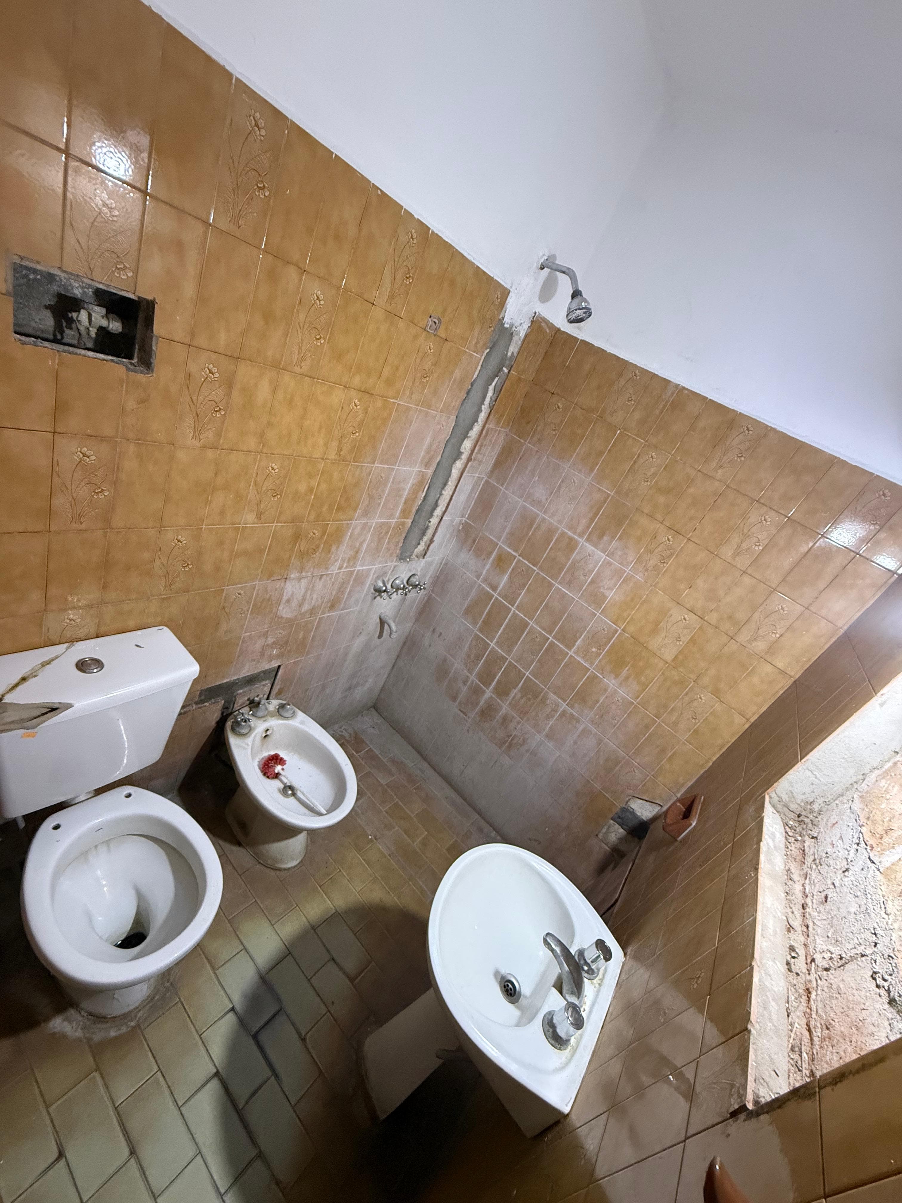 Casa con garaje y gran patio