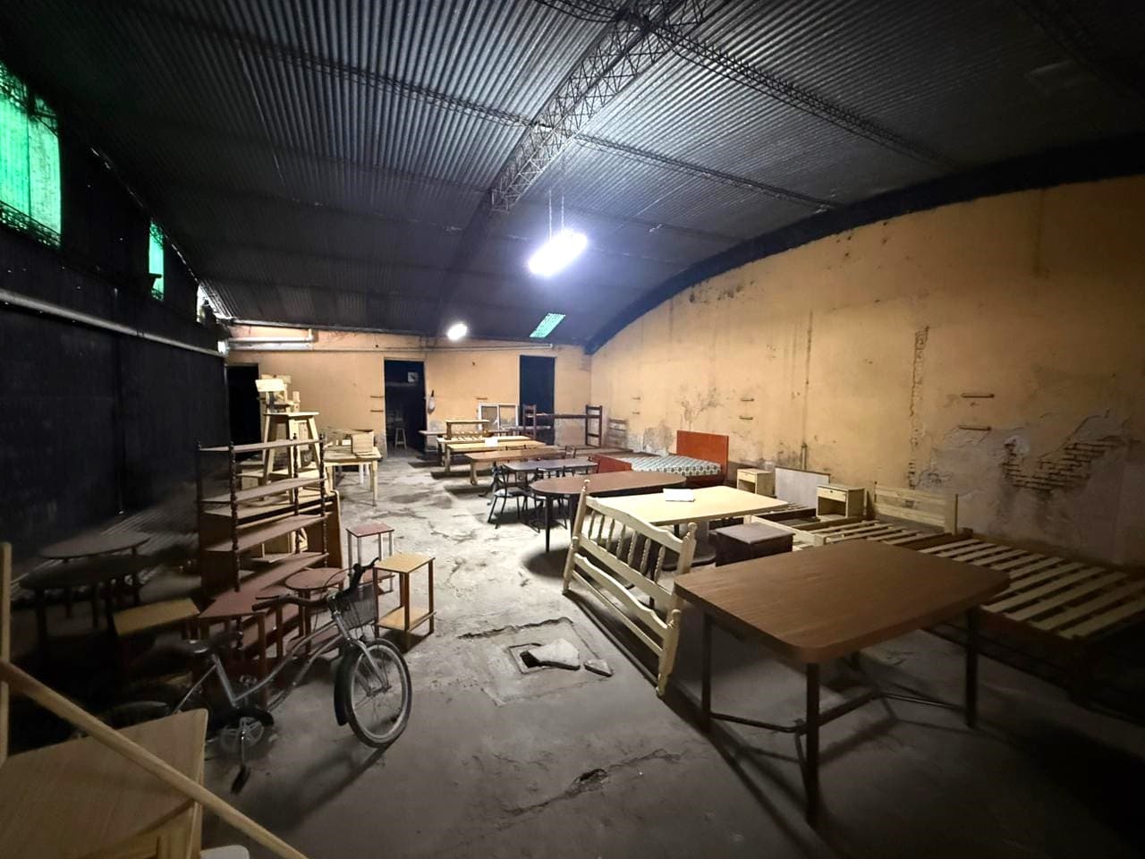Local comercial con galpón en Mitre 730