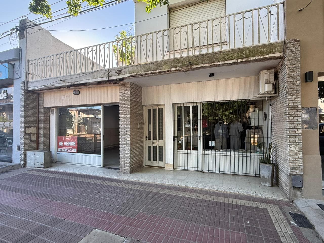 2 Locales comerciales en pleno centro